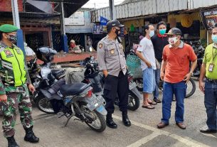 GTPP Kecamatan Jatisrono Keliling Kampung Sosialisasikan Protkes Dan PPKM