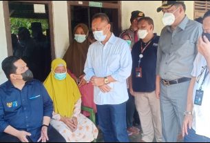 Menteri BUMN Kunjungi Nasabah PNM Mekaar Lamteng
