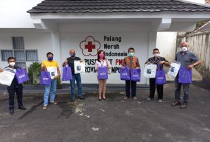 PMI Provinsi Lampung Terima Bantuan Alat Kesehatan dari Masyarakat