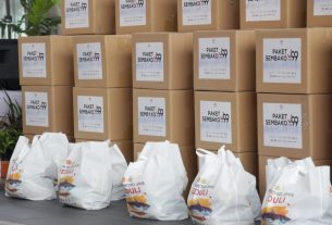 Cinta dan Kasih, Puluhan Ribu Titipan Paket Olahan Makan Didistribusikan Polda Metro Jaya