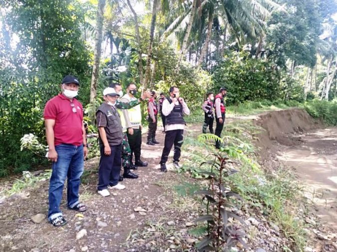 Bersama Kapolres Wakil Bupati Tanggamus Roadshow ke Kecamatan Semaka