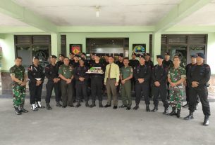 Danyon C Pelopor Satbrimob Polda Jateng Ucapkan HUT Ke-77 TNI di Markas Kodim 0735/Surakarta